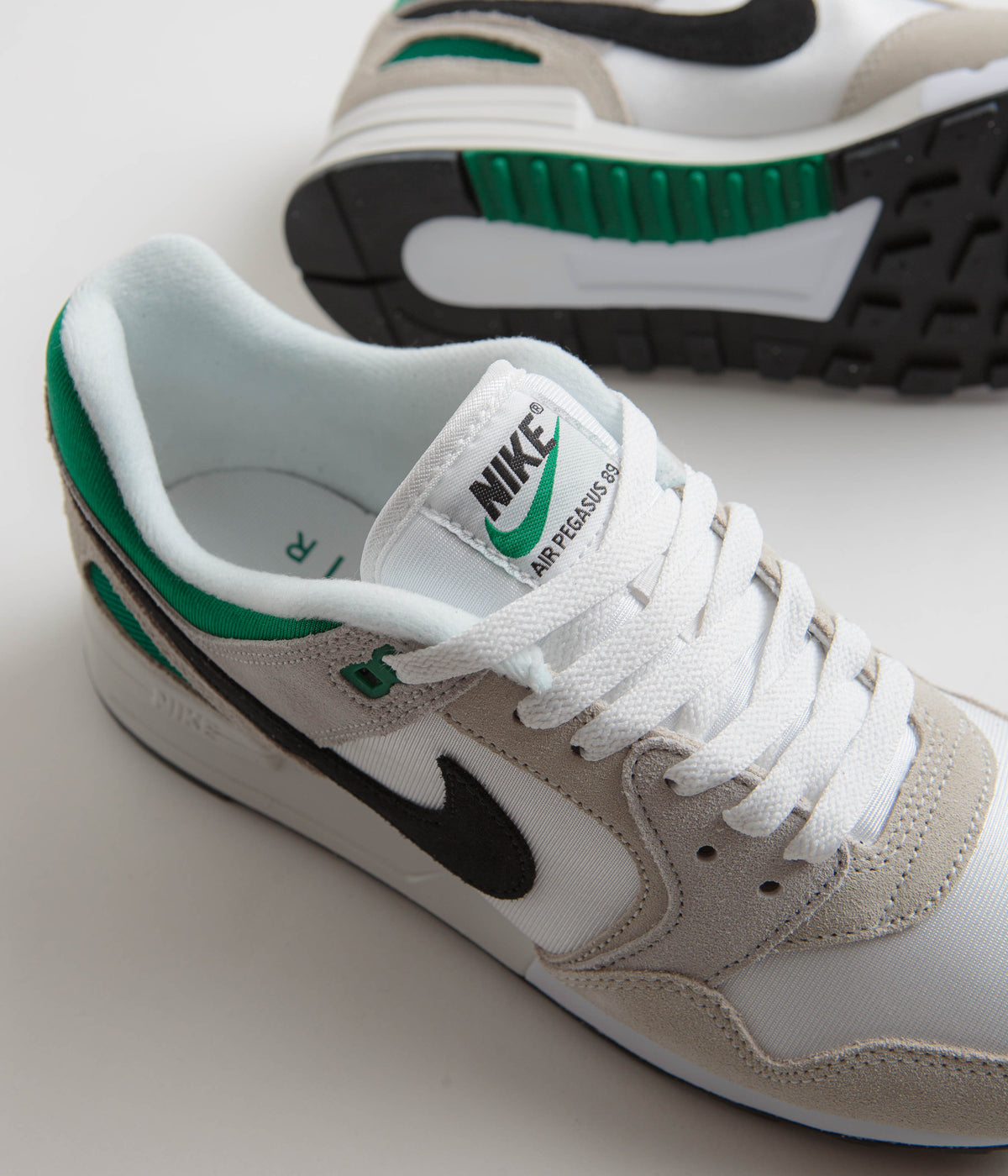 Nike air pegasus black white Clearance