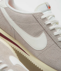 Nike Cortez SE Shoes - College Grey / Sail - Dark Team Red thumbnail