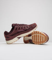 Nike P-6000 SE Shoes - Dark Pony / Burgundy Crush - Metallic Gold thumbnail