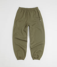 Nike Solo Swoosh Cuffed Sweatpants - Medium Olive / Medium Olive / White thumbnail
