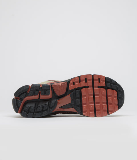 Nike Vomero 5 Shoes - Desert Khaki / Black - Light Orewood Brown