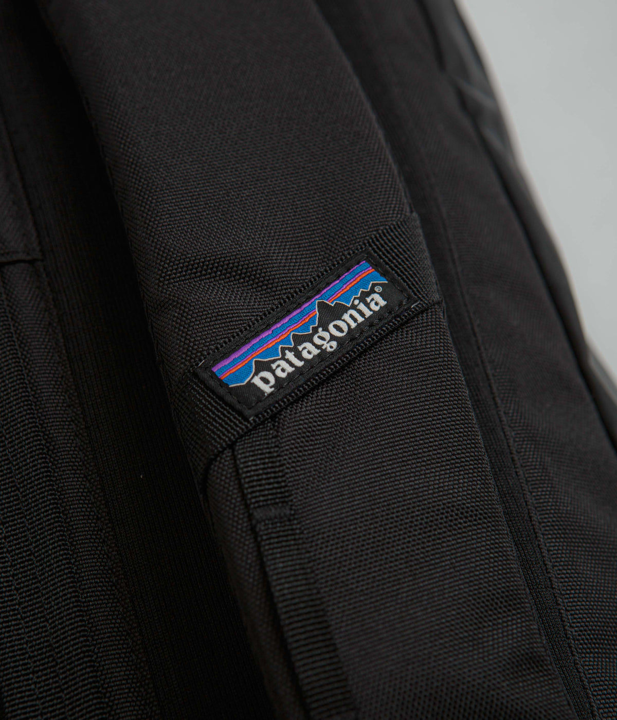 Patagonia black store hole backpack 20l