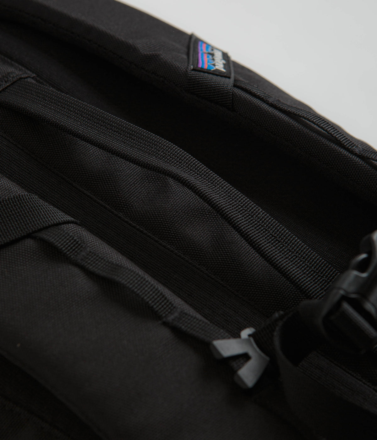 Patagonia bag store backpack straps