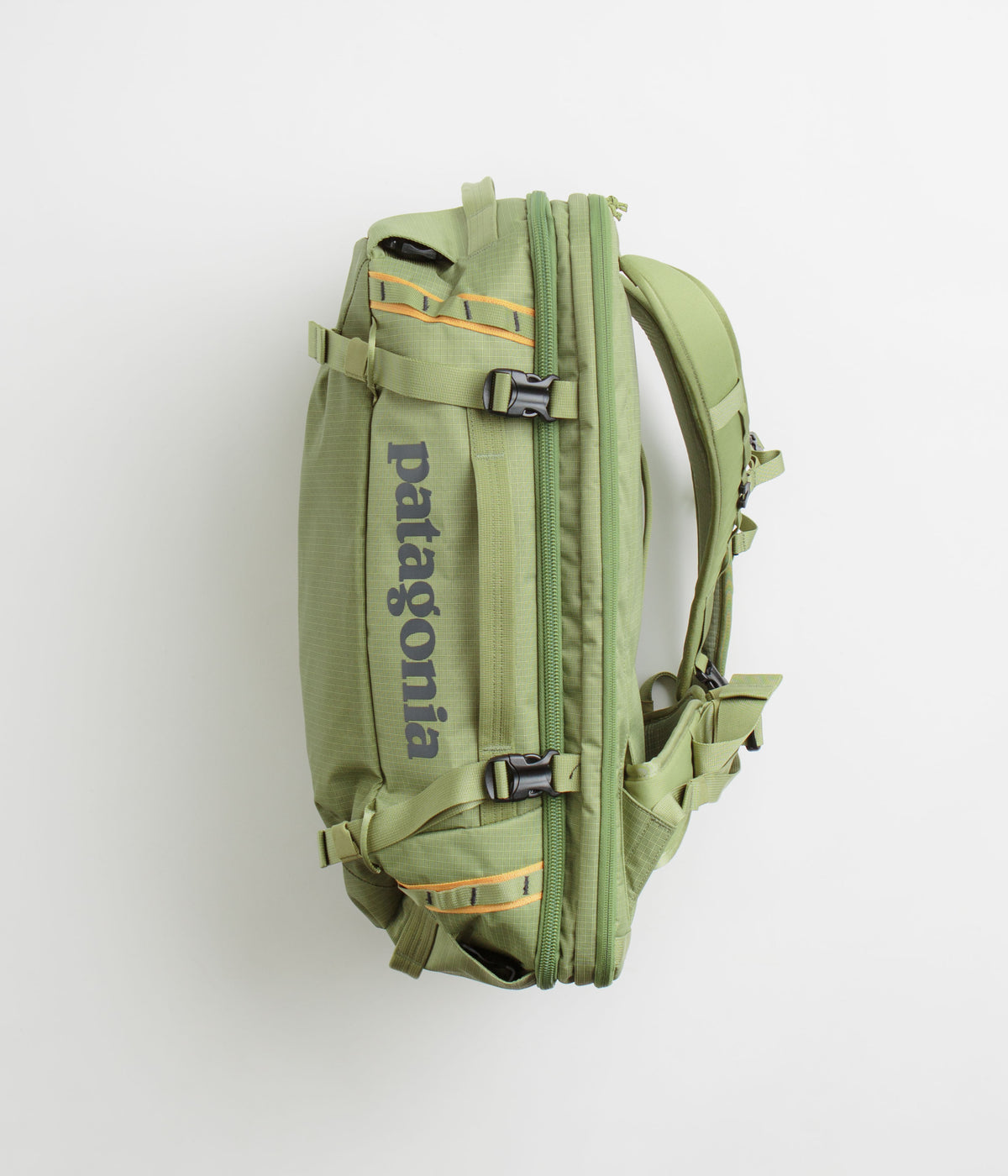 Patagonia Black Hole MLC Bag Buckhorn Green Always in Colour