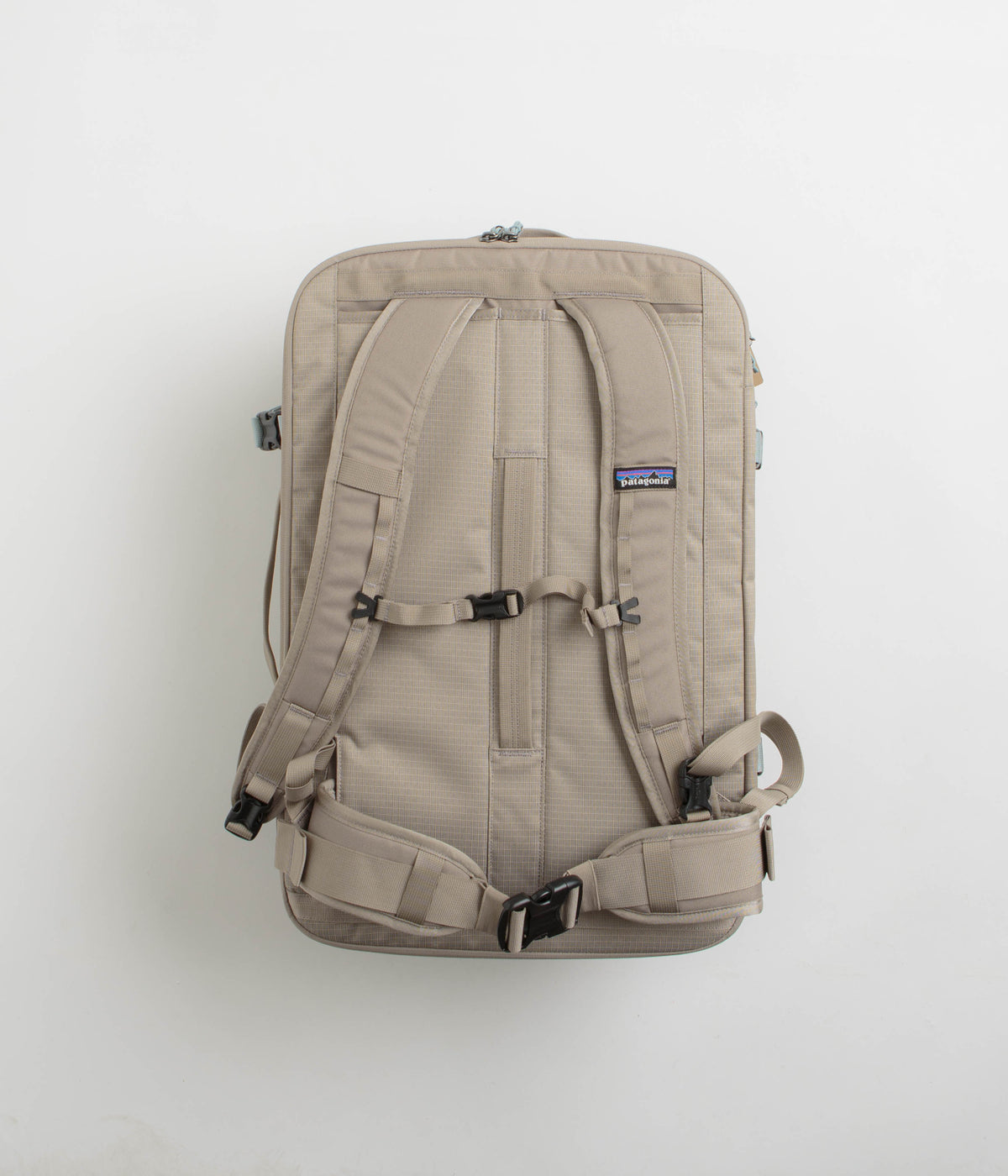 Patagonia Black Hole MLC Bag Seabird Grey Always in Colour