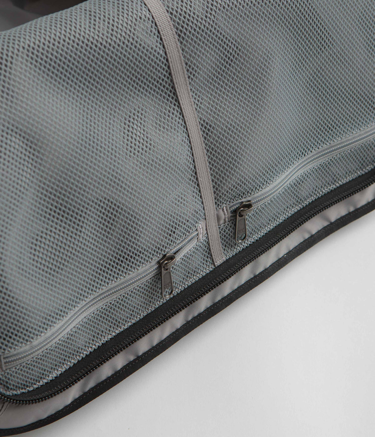 Patagonia 40l wheeled duffel deals