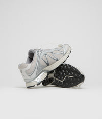 Salomon XT-Whisper Shoes - FTW Silver / Lunar Rock / Silver Cloud thumbnail