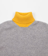 Country Of Origin Turtleneck Sweatshirt - Grey / Yellow thumbnail