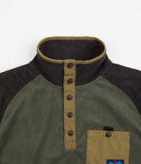Kavu Teannaway Fleece Sweatshirt in Shadow Leaf thumbnail
