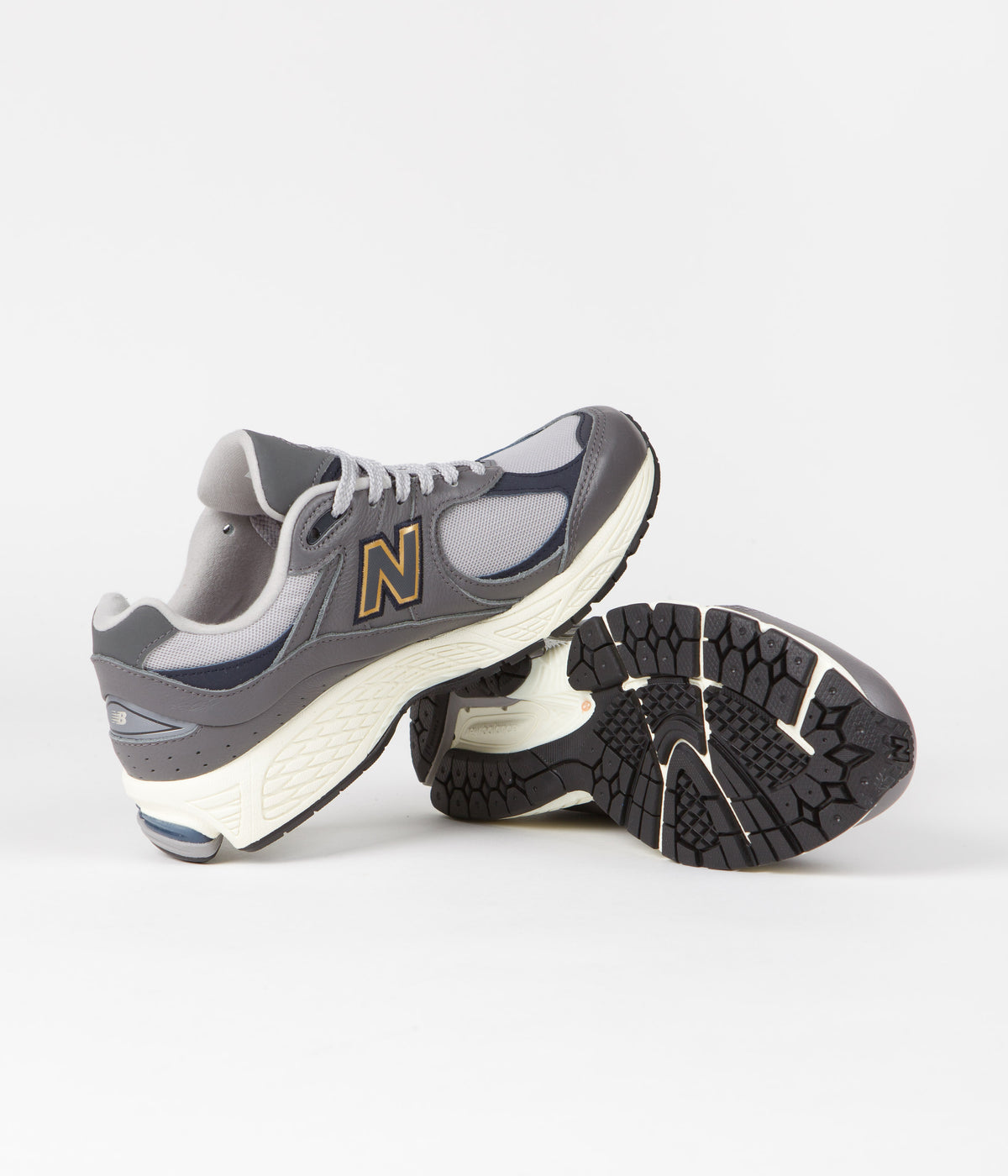 New Balance 2002R Shoes - Castlerock | Always in Colour