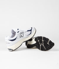 New Balance 2002R Shoes - White thumbnail