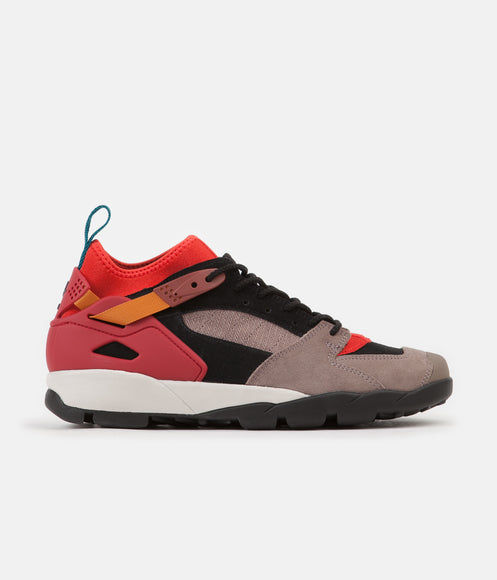 Nike ACG Air Revaderchi Shoes - Gym Red / Geode Teal - Habanero Red - Monarch