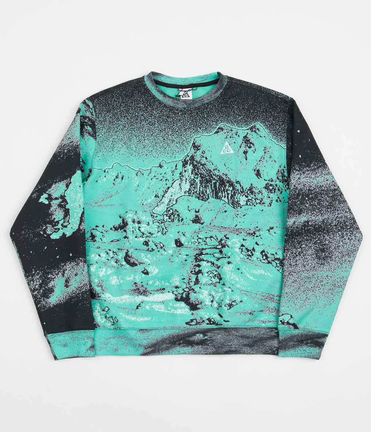 Nike ACG Fleece Crewneck Sweatshirt - Light Menta / Summit Nike ACG Fleece Crewneck Sweatshirt - Light Menta / Summit