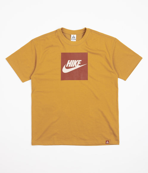 Nike ACG Hike Box T-Shirt - Gold Suede