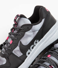 Nike ACG Lowcate SE Shoes - Black / Black - Hyper Pink - Wolf Grey thumbnail