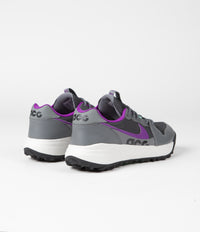 Nike ACG Lowcate Shoes - Smoke Grey / Dark Smoke Grey - Vivid Purple thumbnail