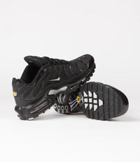 Nike Air Max Plus Shoes - Black / Metallic Silver thumbnail