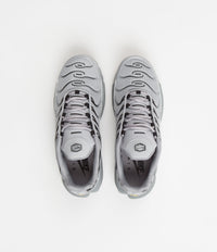 Nike Air Max Plus Shoes - Wolf Grey / White - Black thumbnail