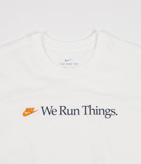 Nike Airathon Run Things T-Shirt - Sail thumbnail