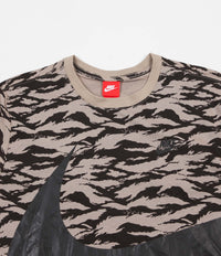 Nike AOP VW Swoosh T-Shirt - Khaki / Black / Black thumbnail