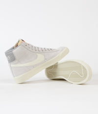 Nike Blazer Mid '77 Premium Shoes - Light Bone / Coconut Milk - Medium Grey thumbnail