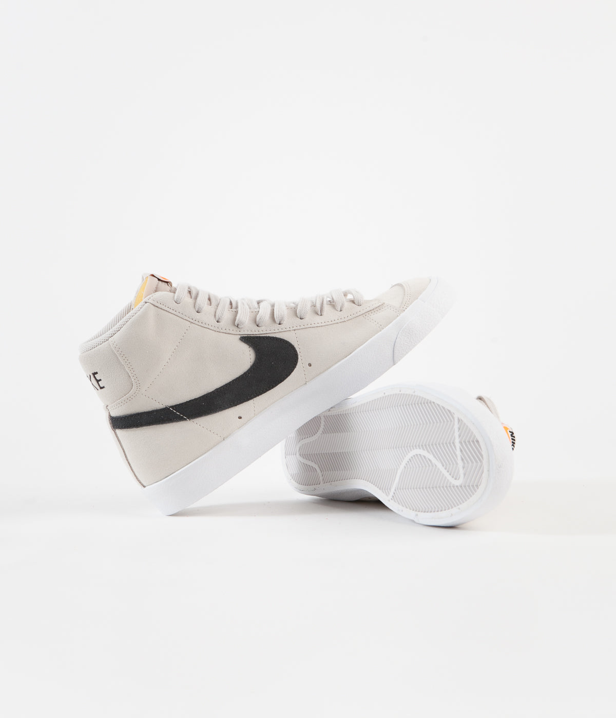 Nike blazer mid top 77 suede brown