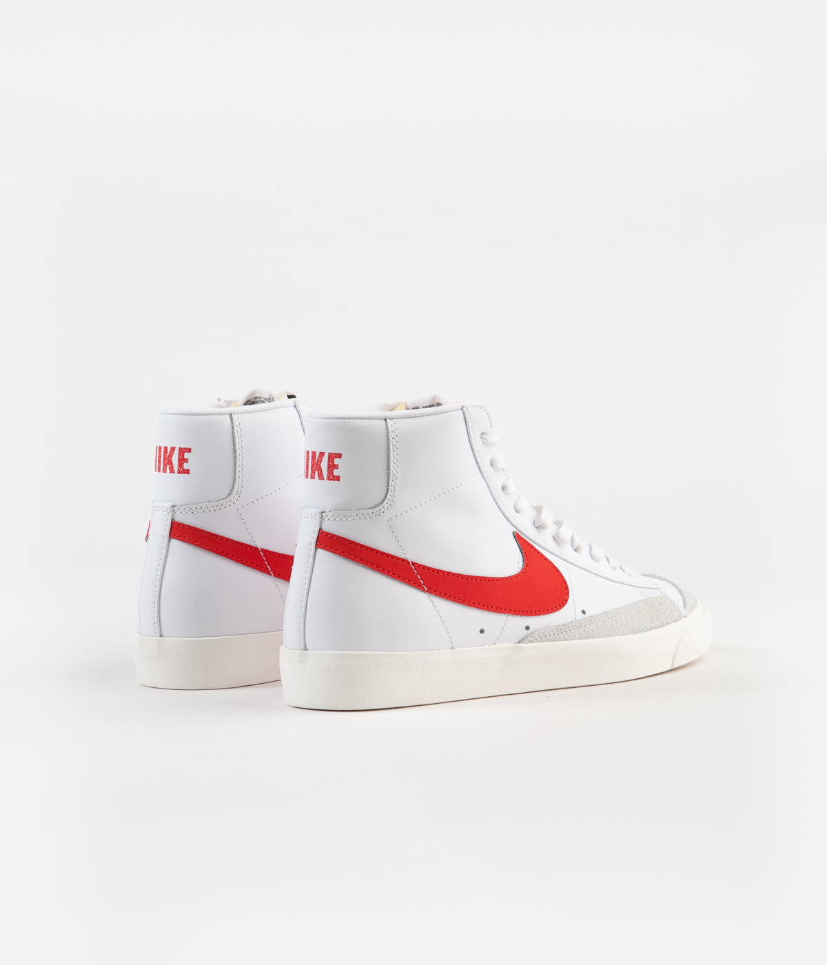 Habanero red 2025 nike blazer