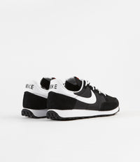 Nike Challenger OG Shoes - Black / White thumbnail