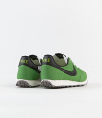 Nike Challenger OG Shoes - Mean Green / Black - Sail - White thumbnail