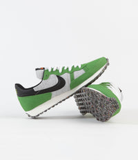 Nike Challenger OG Shoes - Mean Green / Black - Sail - White thumbnail