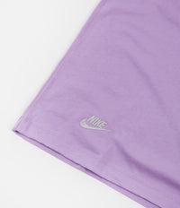 Nike Club Essentials T-Shirt - Violet Star thumbnail