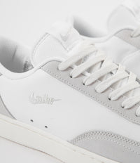 Nike Court Vintage Premium Shoes - White / Platinum Tint - Sail thumbnail