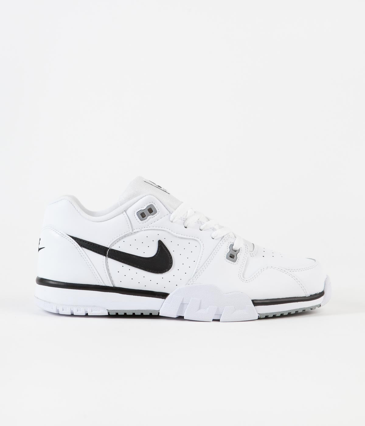 nike trainers white with black tick