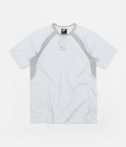 Nike DNA T-Shirt - Pure Platinum / Light Smoke Grey