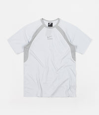 Nike DNA T-Shirt - Pure Platinum / Light Smoke Grey thumbnail