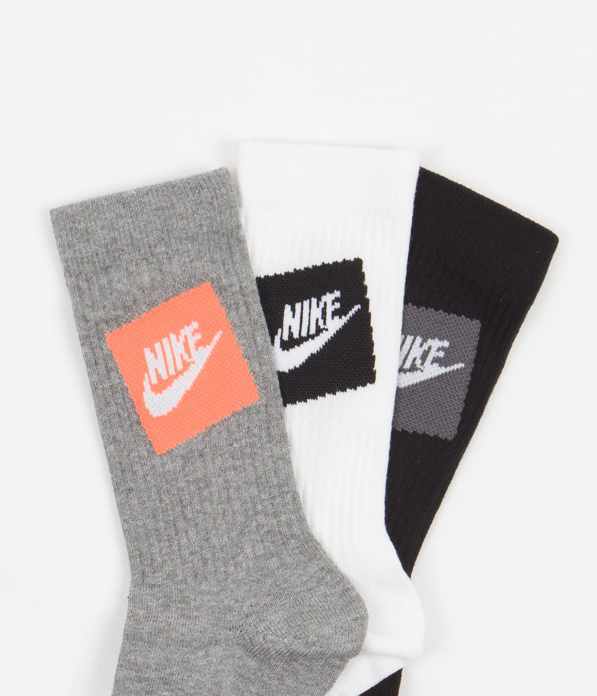 Nike Everyday Essential Crew Socks (3 Pack) - Black / White / Grey ...