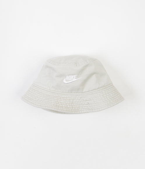 Nike Futura Wash Bucket Hat - Light Bone / White