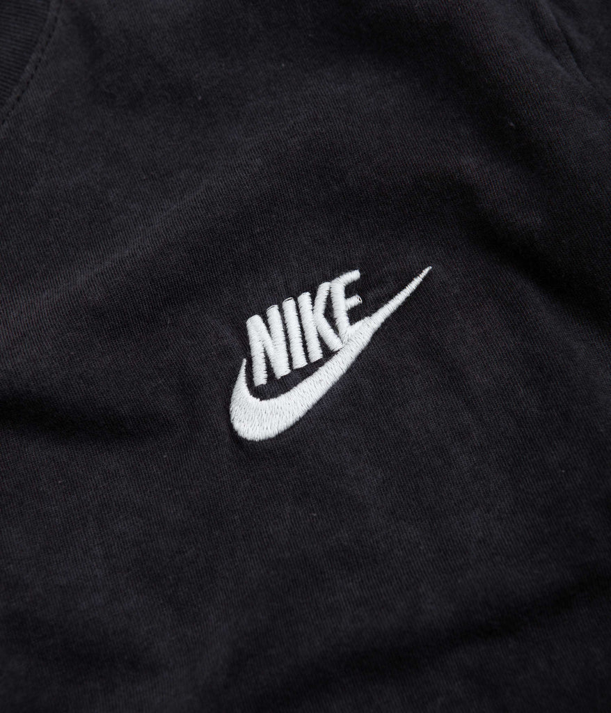 Nike Salt Washed T-Shirt - Black | Always in Colour