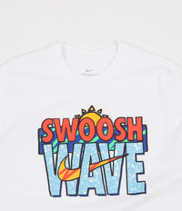 Nike Summer Wave T-Shirt - White thumbnail