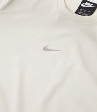 Nike Swoosh T-Shirt - Light Orewood Brown thumbnail