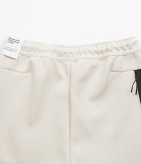 Nike Tech Fleece Shorts - Light Orewood Brown / Light Orewood Brown / Black thumbnail