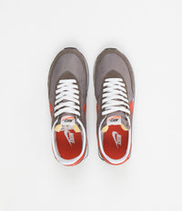 Nike Waffle Trainer 2 Shoes - Moon Fossil / Team Orange - Ironstone - Sail thumbnail