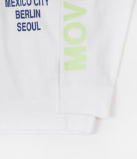 Nike World Tour Long Sleeve T-Shirt - White thumbnail