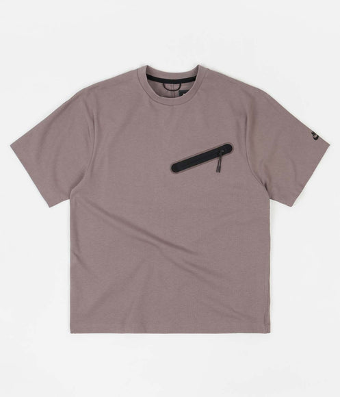 Nike Zip Pocket T-Shirt - Taupe Haze / Black