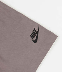 Nike Zip Pocket T-Shirt - Taupe Haze / Black thumbnail
