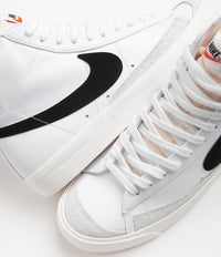 Nike Blazer Mid '77 Vintage Shoes - White / Black thumbnail