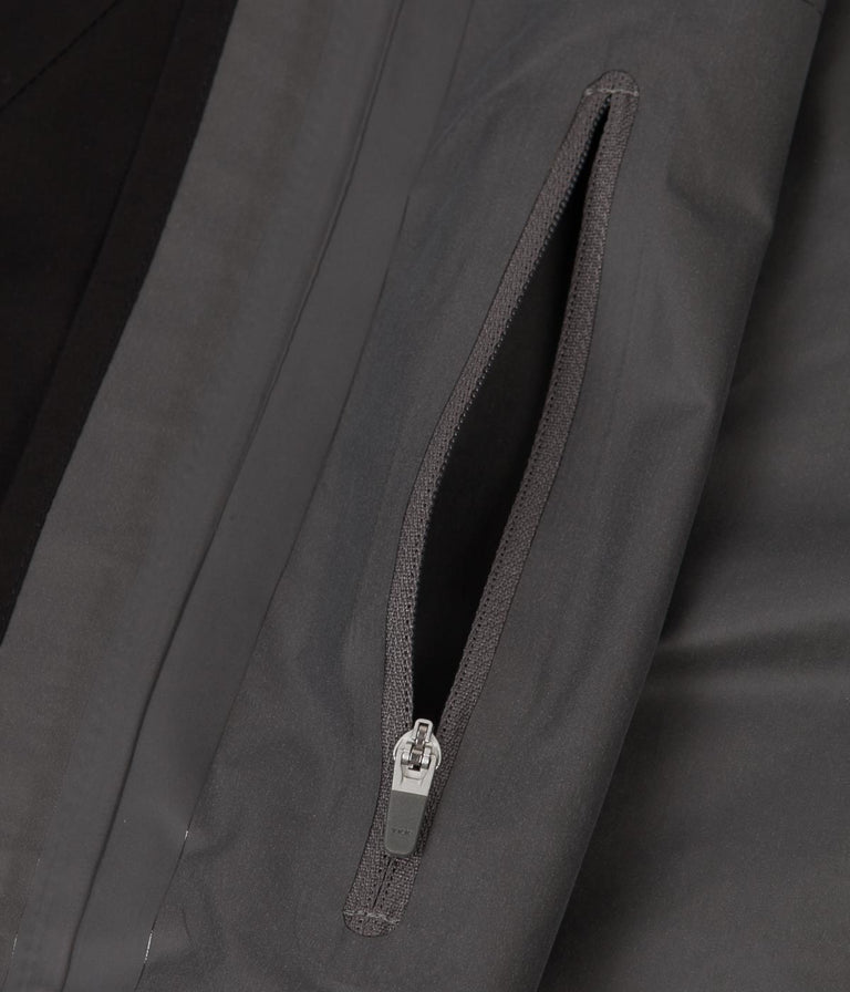 Norse Projects Rokkvi Shell Gore Tex Jacket - Black | Always in Colour