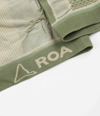 ROA Tech Knit Long Sleeve T-Shirt - Olive / Beige thumbnail