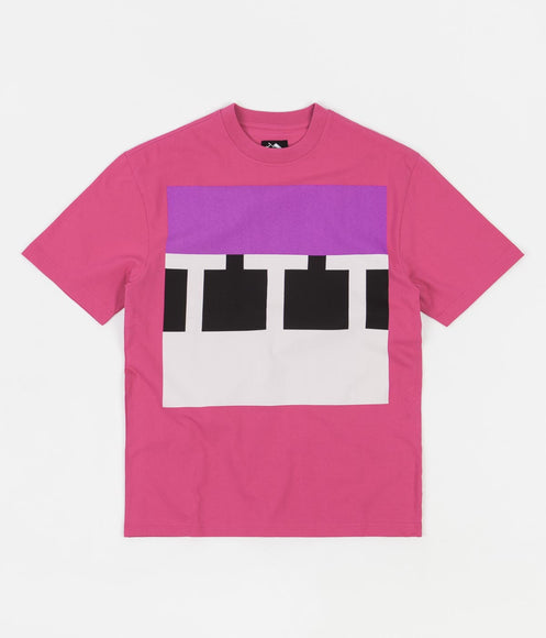 The Trilogy Tapes Block T-Shirt - Pink