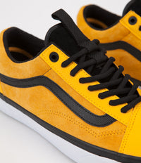 Vans X The North Face  Old Skool MTE DX Shoes - Yellow / Black thumbnail